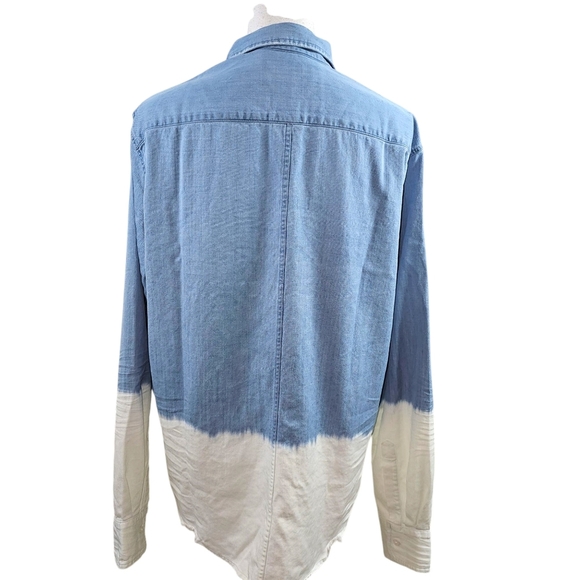 Frank & Eileen Dip Dye Chambray Button Up Shirt in Small - Picture 5 of 8